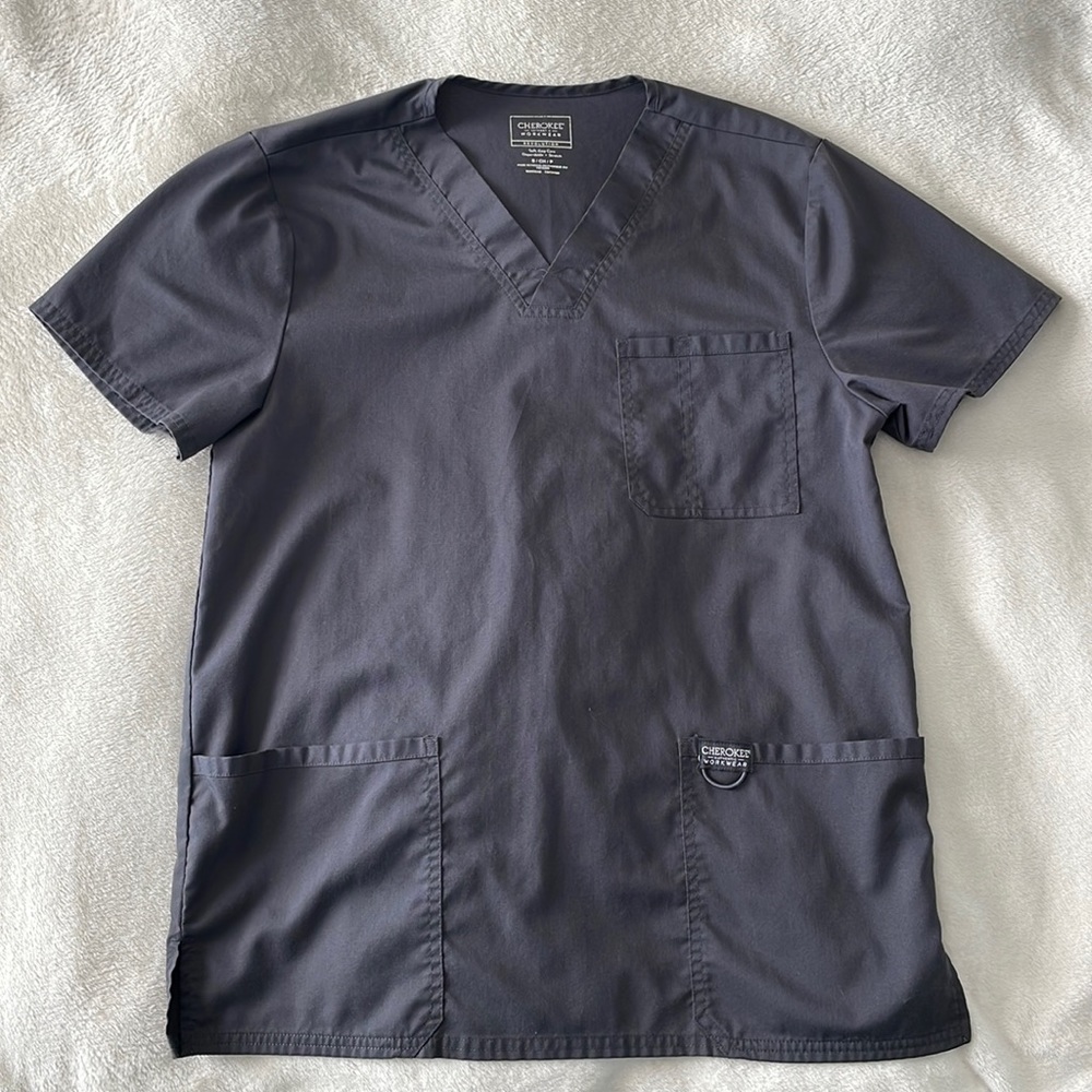 Cherokee scrub top - grey - Small